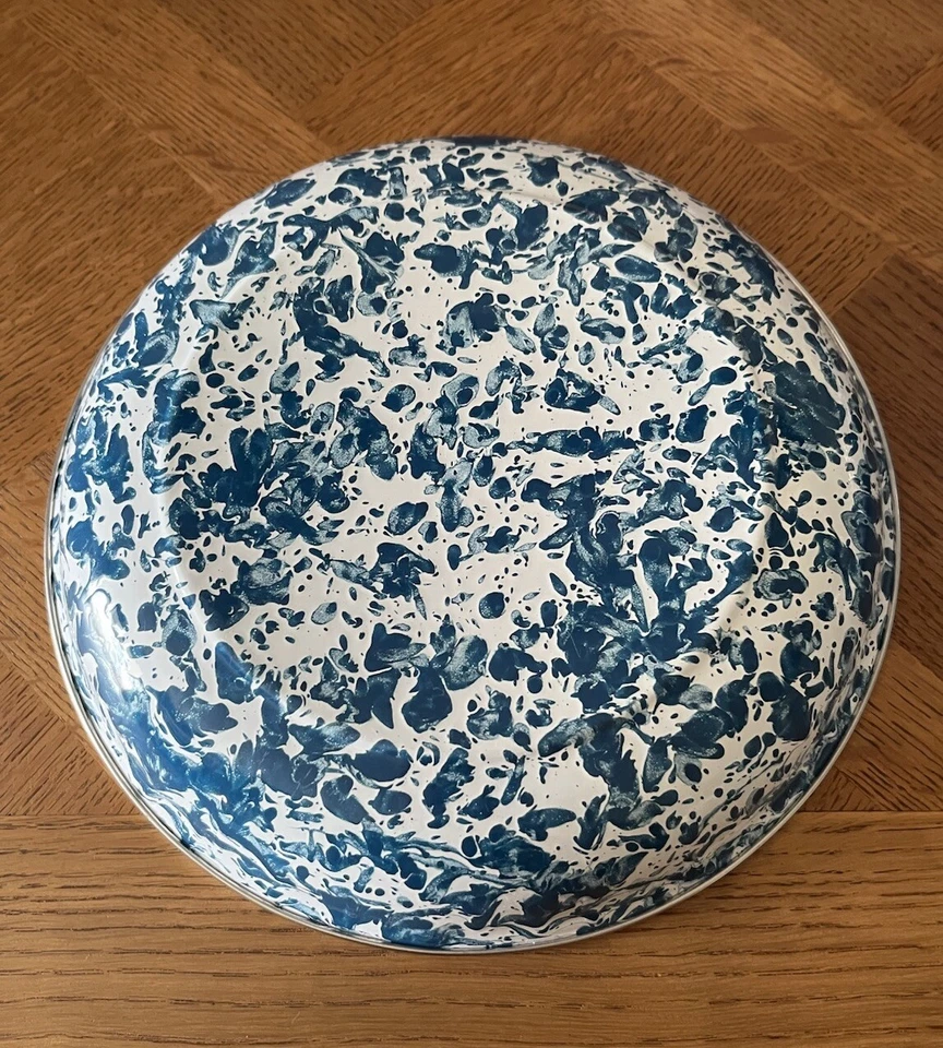 "Juego de 4 cuencos remolinos azules esmaltados The Golden Rabbit 9,75"" usados en excelente estado" Foto 4 de 4