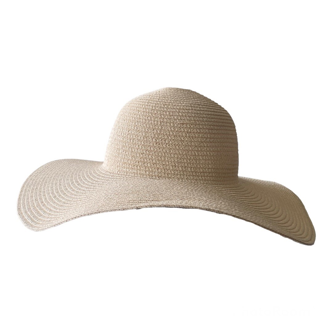 Oversized floppy summer straw hat - image 1