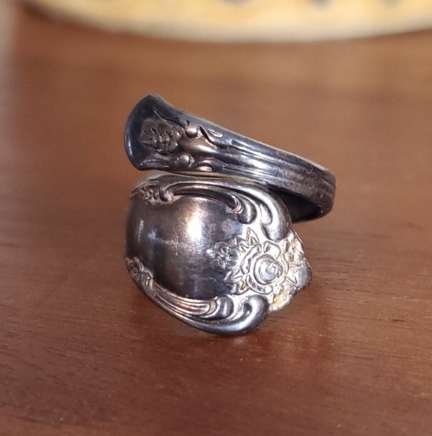 【ヴィンテージ】ONEIDA 1881 ROGERS製シルバースプーンリング Vintage WM Rogers Oneida Silver Plated Rose Flower Old Spoon