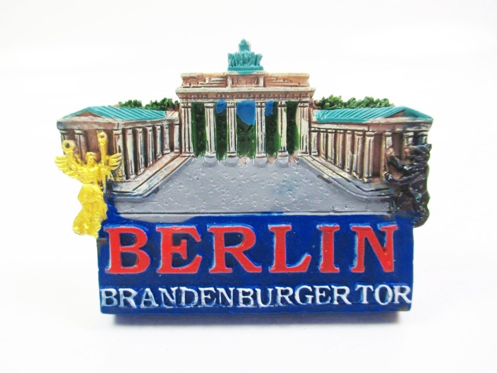 Berlin magnet poly souvenir Germany Brandenburg Gate with extension Berlin Bear