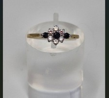 9ct Yellow Gold Sapphire & Cubic Zirconia Ring in Size O