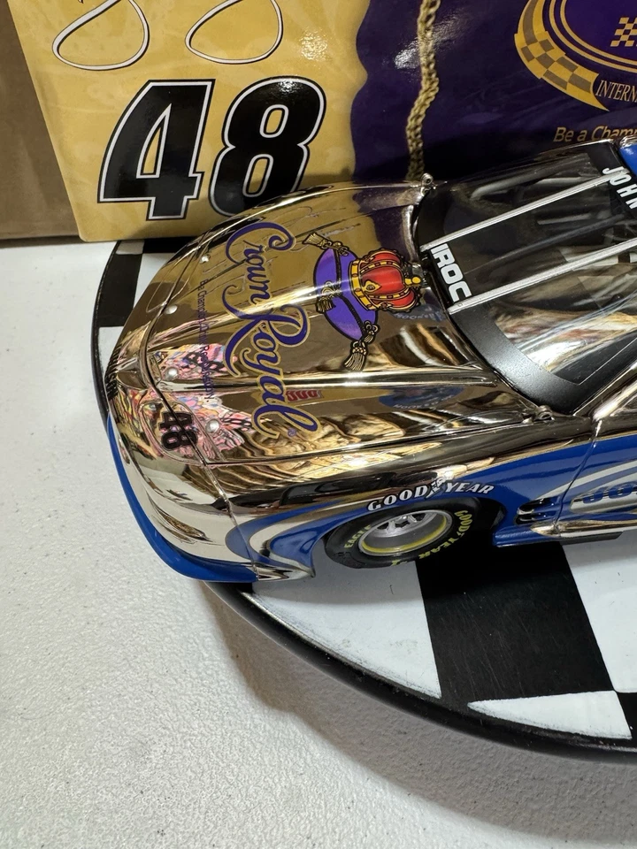 РЕДКАЯ * Jimmie Johnson #48 Crown Royal хром IROC 2004 1/24 NASCAR литая - Изображение 3 из 4