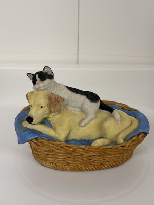 Regency Fine Arts - Golden Lab / Black & White Cat - Best Buddies - sehr detailliert