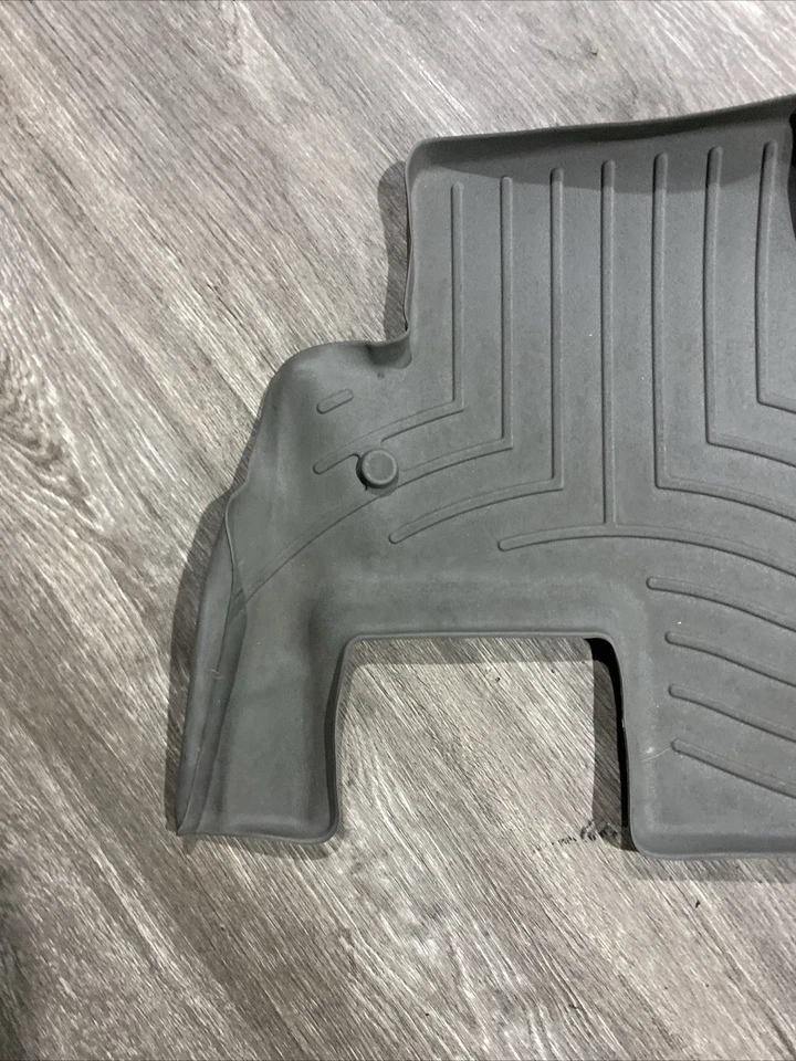 WeatherTech FloorLiner para 2009-2017 Chevrolet Traverse CINZA - 1ª e 2ª fileiras - Imagem 4 de 4