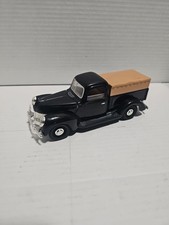 Rare 1:25 Liberty Classics by Spec Cast 1940 Ford Pickup Truck Bank Collectable