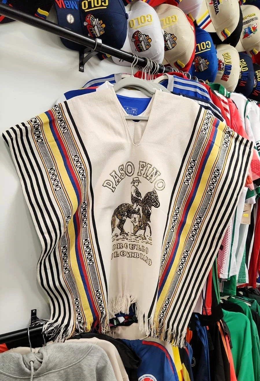 Authentic Handmade Colombian Poncho Unisex - Poncho Colombiano con Flecos