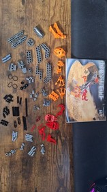 Bionicle Master Builder Set (10023) 99% Complete Missing 1 Piece
