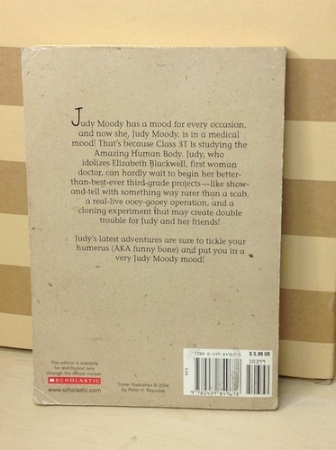 Judy Moody, M.D. The Doctor is In By Megan McDonald Preowned 2004 - Picture 2 of 3