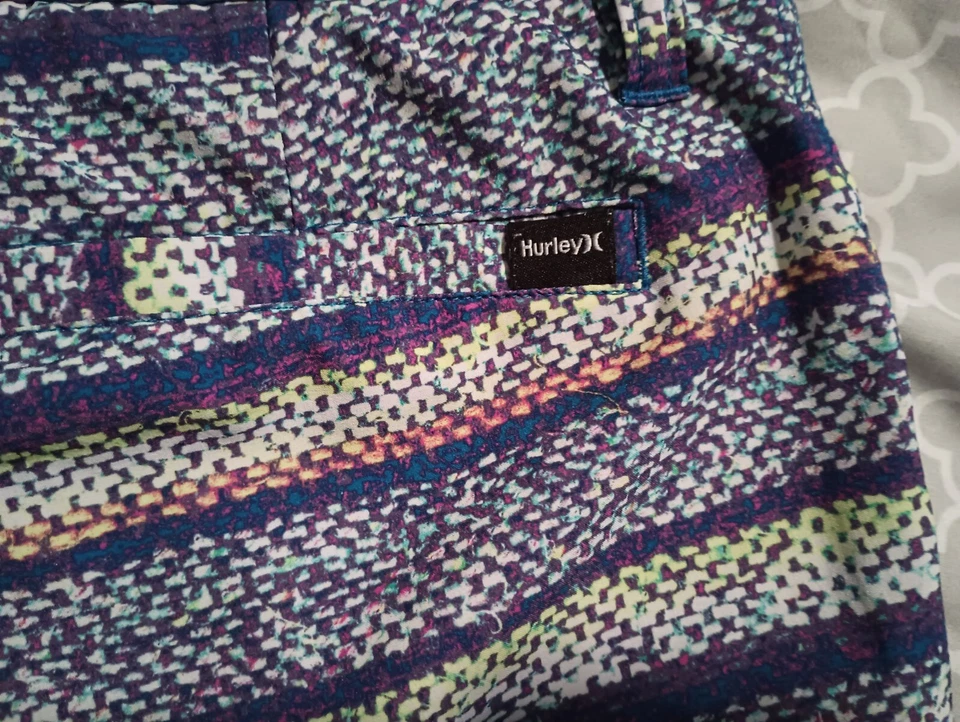 Pantalones Cortos Hurley Estampado Púrpura Para Mujer Talla 5 Bolsillos Foto 3 de 4