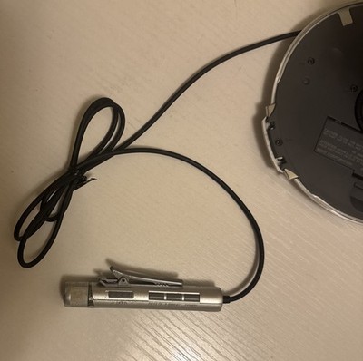 SONY D-NE10 Atrac3plus Mp3 Walkman CD Player Silver Tested With