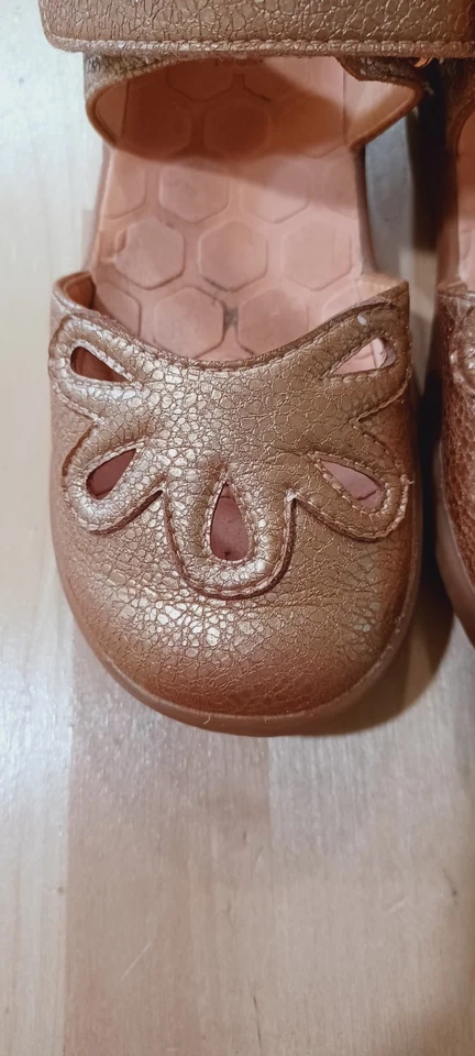 Zapatos Livie And Luca Petal 2.0 Rocío Gota Niña Talla 11 Sandalia Mary Jane Oro Rosa Foto 4 de 4