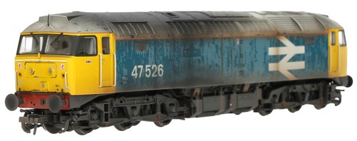 35-421 Bachmann OO Class 47/4 47526 BR blau (großes Logo) [W] Weathered by TMC | Zustand: New
