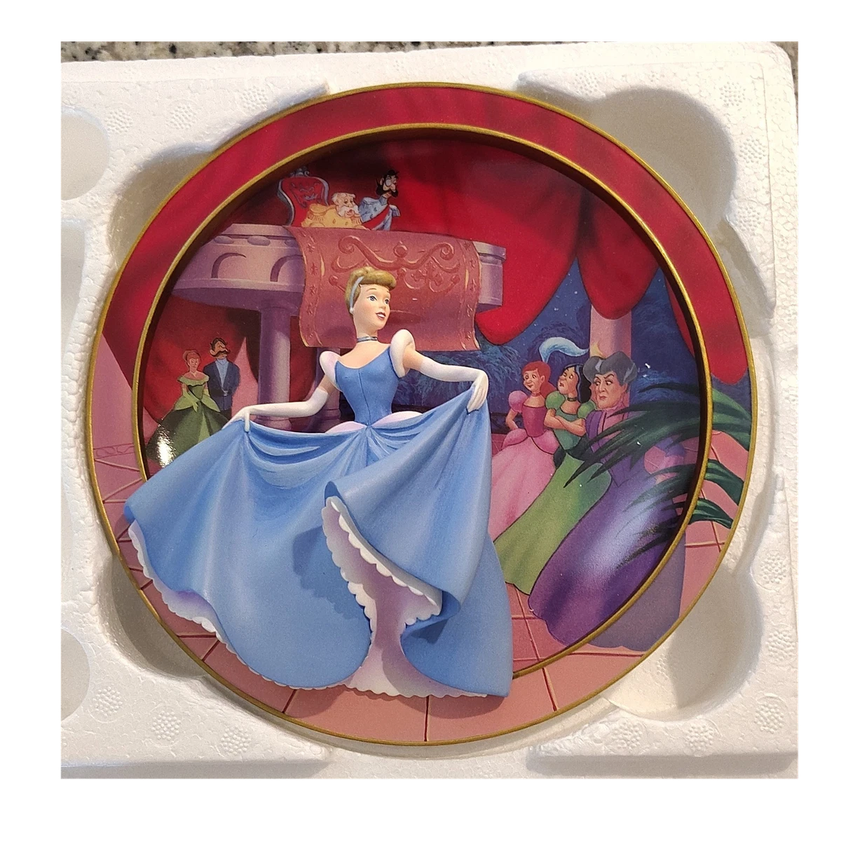 ディズニー3Dプレート シンデレラ Walt Disney World 3D Collector Plate Tinkerbell and Cinderella's