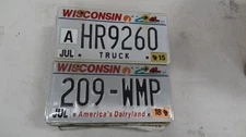 60 Wisconsin embossed craft grade license plates bulk listing some good ones!!