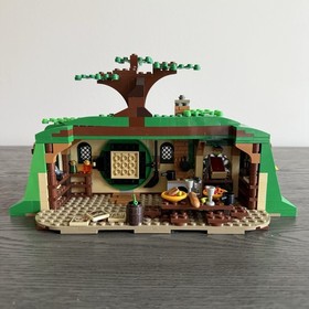 LEGO The Hobbit An Unexpected Gathering (79003) Complete w/ Manual & Minifigures