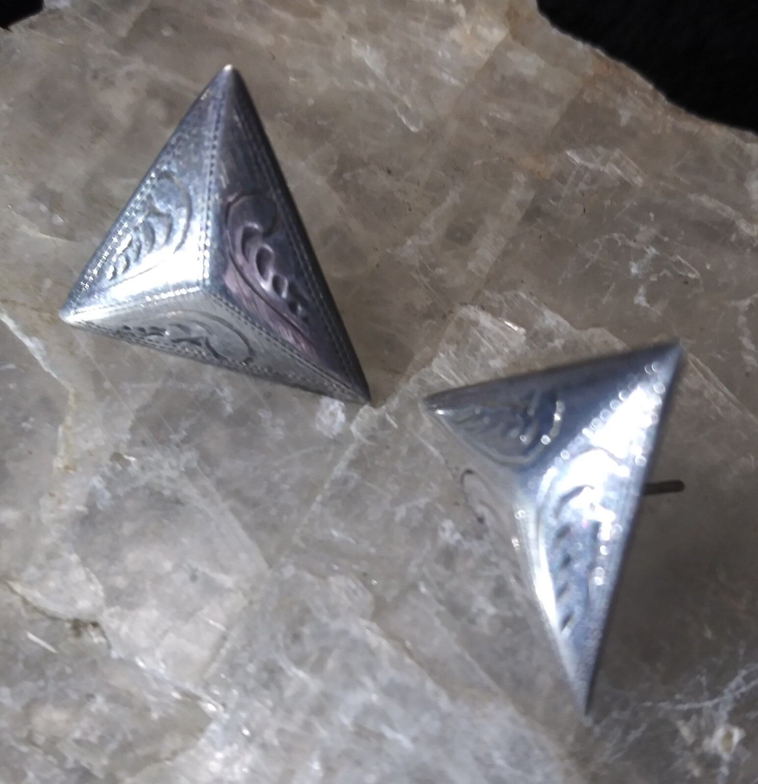 Vintage Sterling Silver Triangular Stud Earrings … - image 8