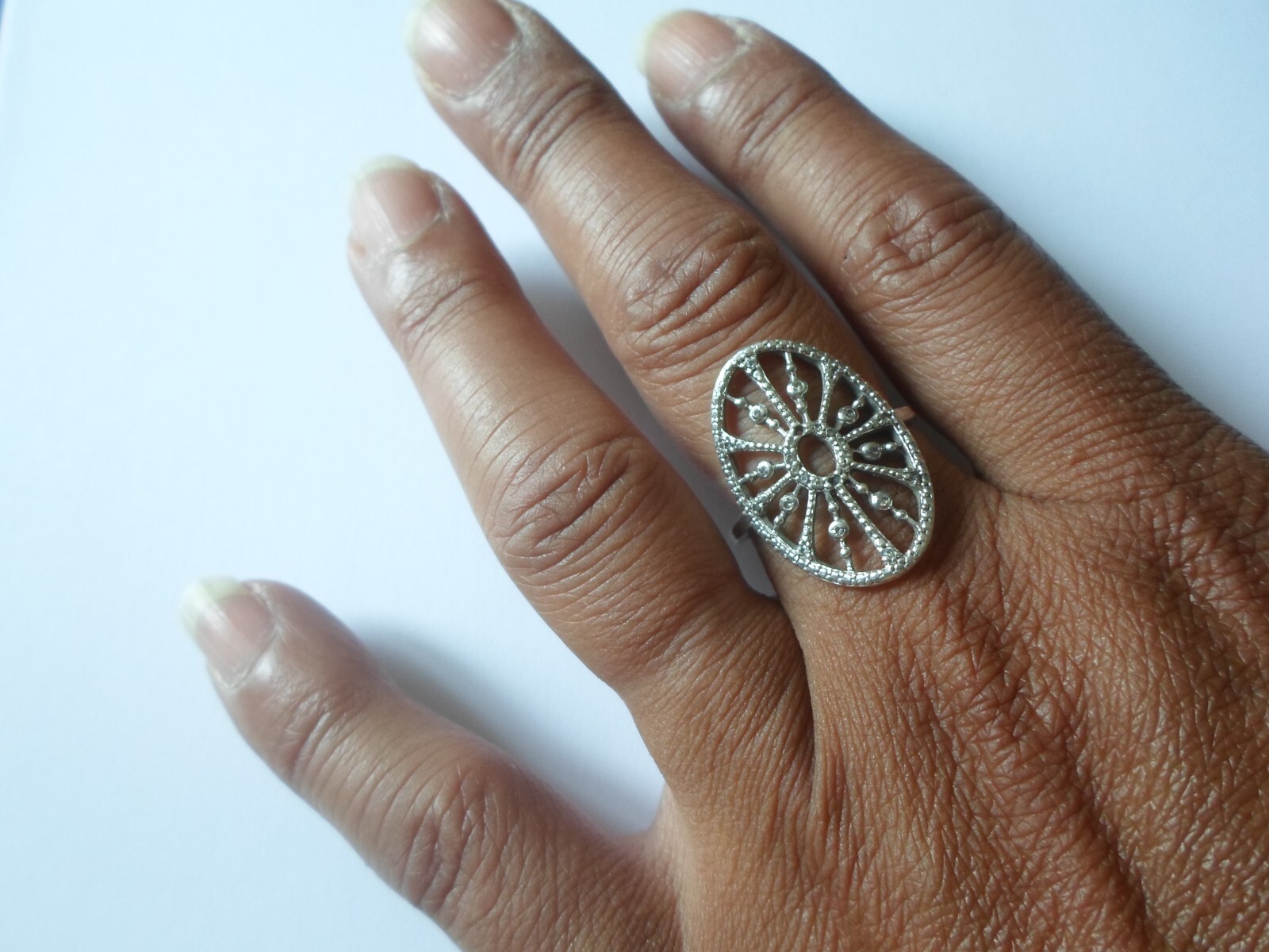 solid silver ring, openwork oval, zirconiums, siz… - image 3