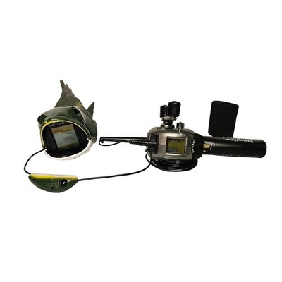 Radica Fish or Man Bass Fishin Handheld Electronic Game Tested Vintage 1998 7501