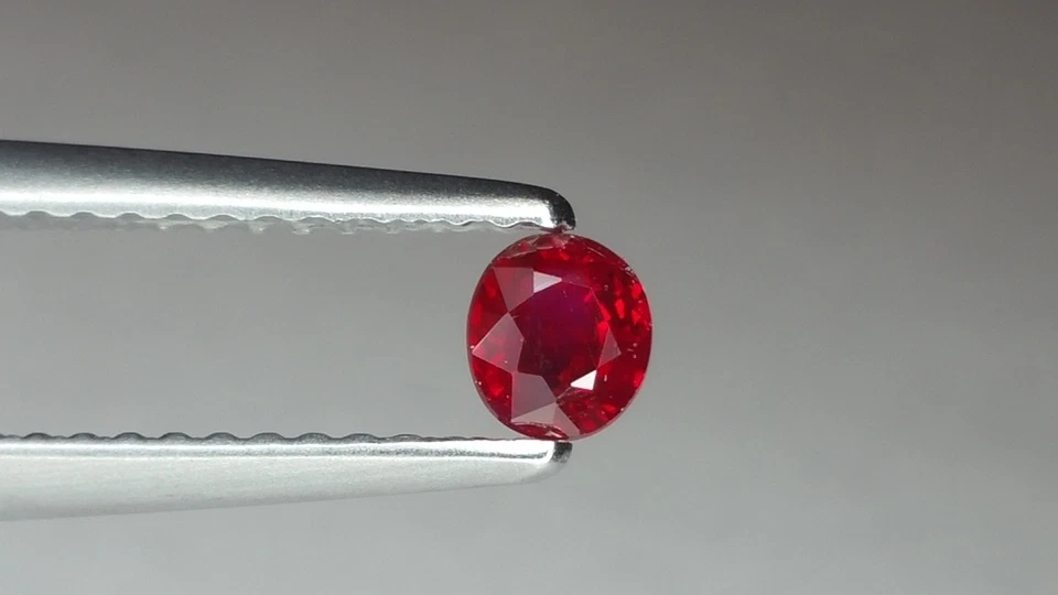 🔴 Ruby Natural Oval Cut 3.8x3.4mm 🔴 - Image 2 of 3