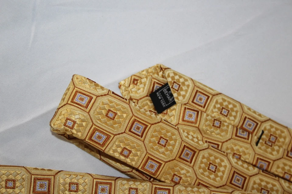 Corbata geométrica octágona Ike Behar dorada 100 % seda medallón para hombre NYC 59x3,25 Foto 4 de 4