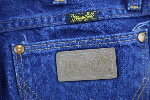 Pantalones de mezclilla rectos para mujer Wrangler de colección de 13 MWZ EE. UU. talla 13x32 (MSR 30x31) - Imagen 6 de 6
