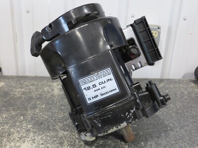 VINTAGE BRIGGS & STRATTON 5HP VERTICAL 1'' Splined Crank ENGINE Model 130702