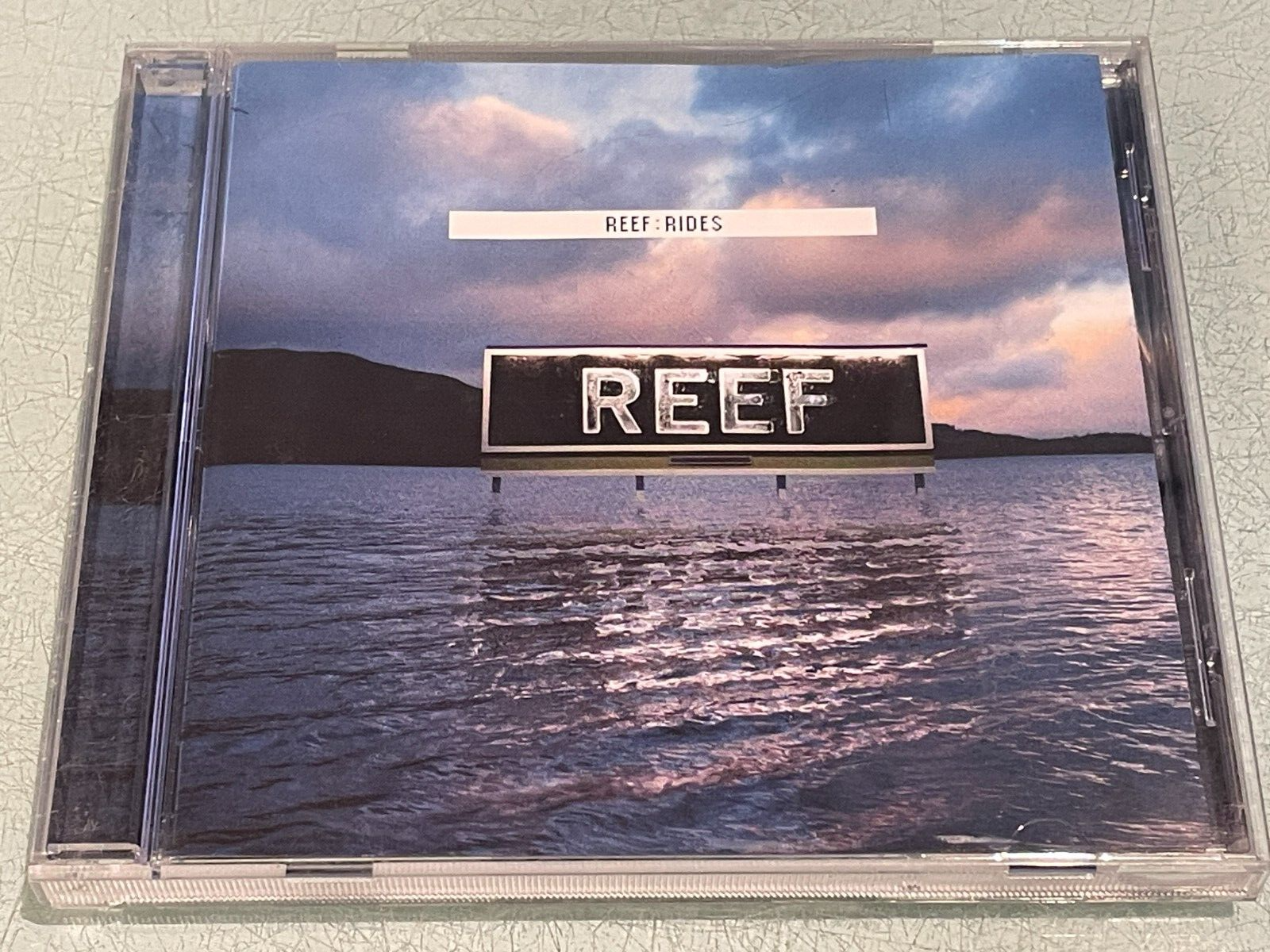 Reef - Rides - CD Album - 1999 Sony Music Entertainment - 14 Great Tracks