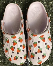 Crocs BAYA SEASONAL PRINTED CLOG Ballerina Pink / Strawberry Womens 12/Men 10