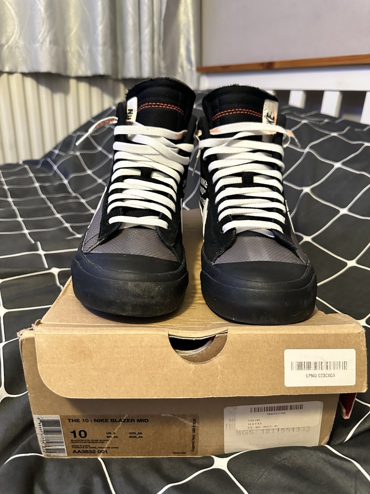 OFF WHITE X NIKE Nike x Off White Blazer Mid Grim Reaper UK9 US10 buone condizioni SPEDIZIONE VELOCE