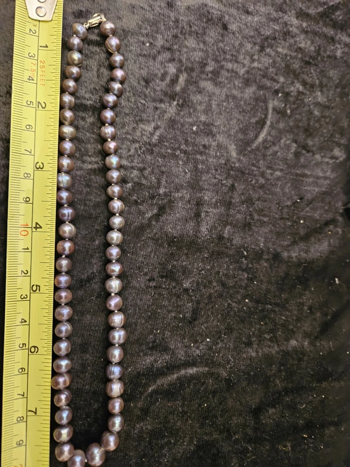 Attractive OYSTER Vintage Silver Plate SILK KNOTTED CULTURED Pearl Necklace 16" - image 3 of 4