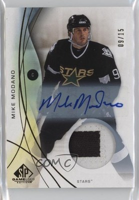 2024-25 SP Game Used Edition Gold Premium Memorabilia 9/15 Mike Modano Auto 1j6p