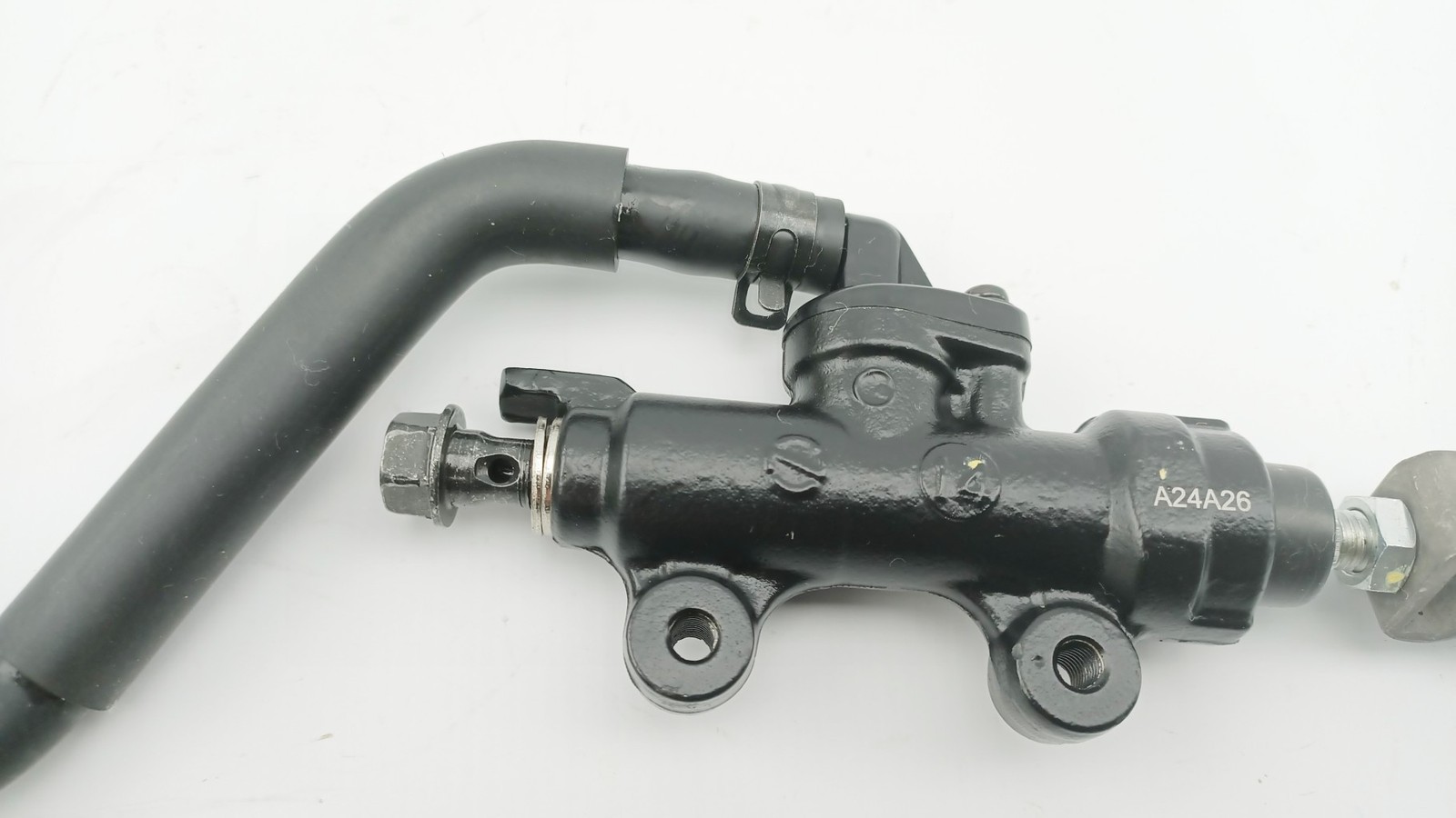 Maître-cylindre arrière HONDA CBR 650 R E-CLUTCH 2024 hydraulique haute pression fluide DOT4