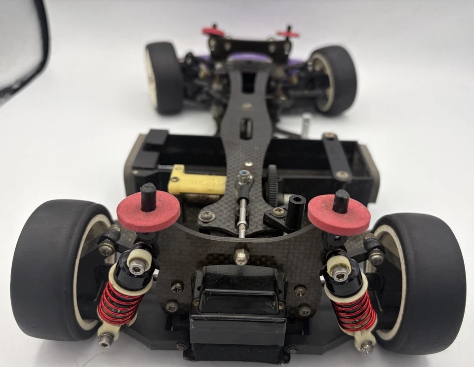 For Parts YOKOMO YR-4 Carbon chassis only - Image 4 of 4