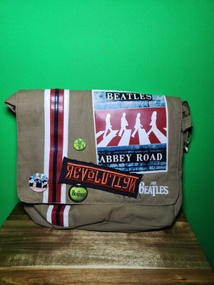 2008 The Beatles Abbey Road Womens Crossbody Canvas Bag/Purse  Pins & Charm New