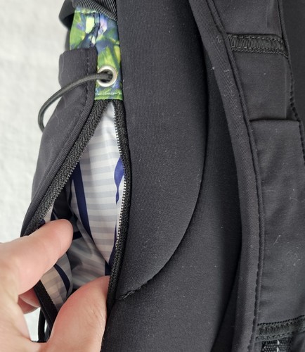 Lululemon Run All Day Floral Backpack Nylon Pack 13L Hiking Outdoors 9"x16"x6" - Picture 8 of 9