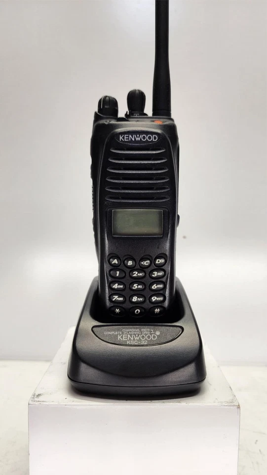 Kenwood TK5210 TK-5210-K3 Versión 3.0 P25 Conv VHF 136-174 Digital AES/DES Encry Foto 2 de 4