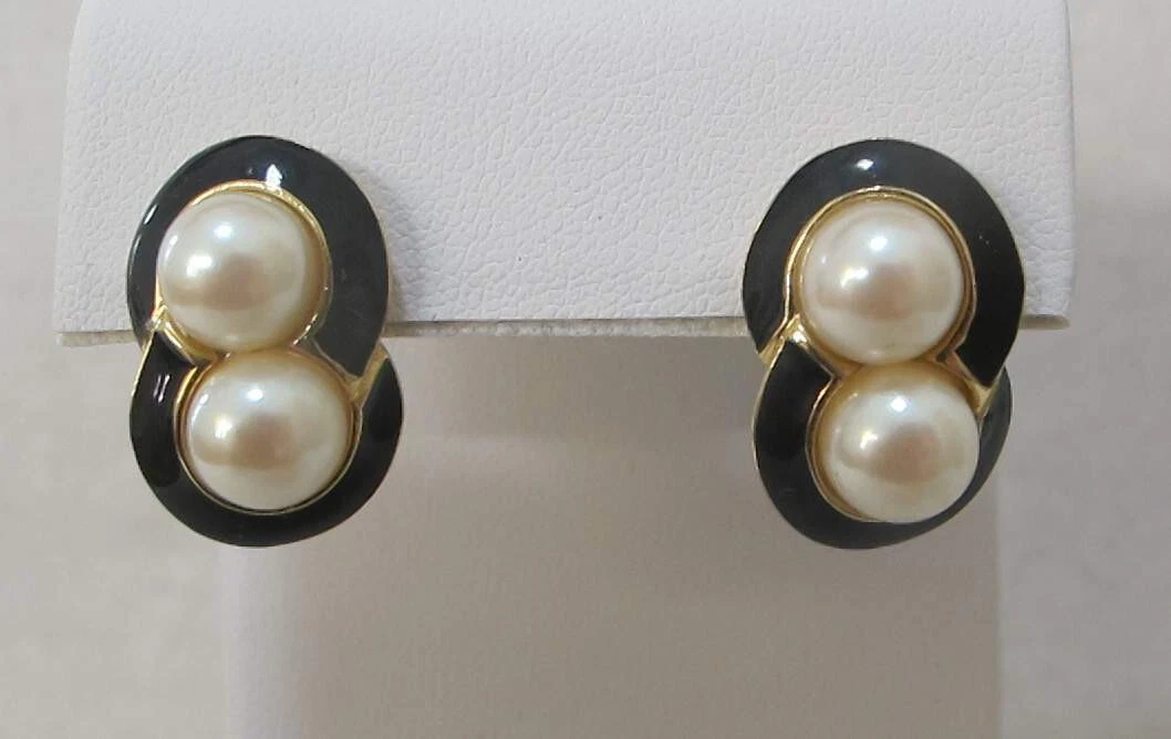 Ann taylor pearl clearance earrings