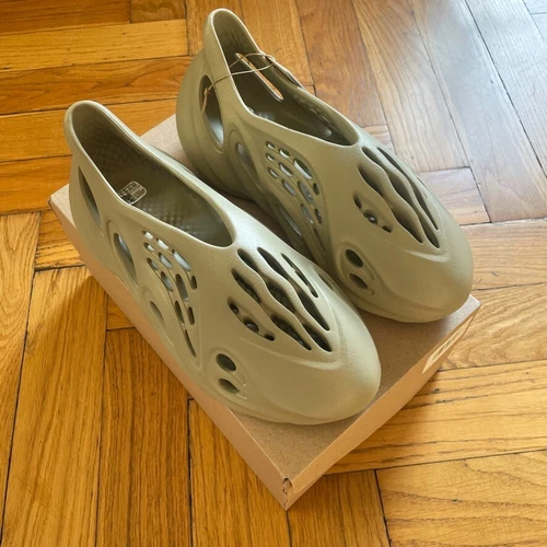 Adidas Yeezy Foam RNNR Stone Salt Eur 43 Us 9