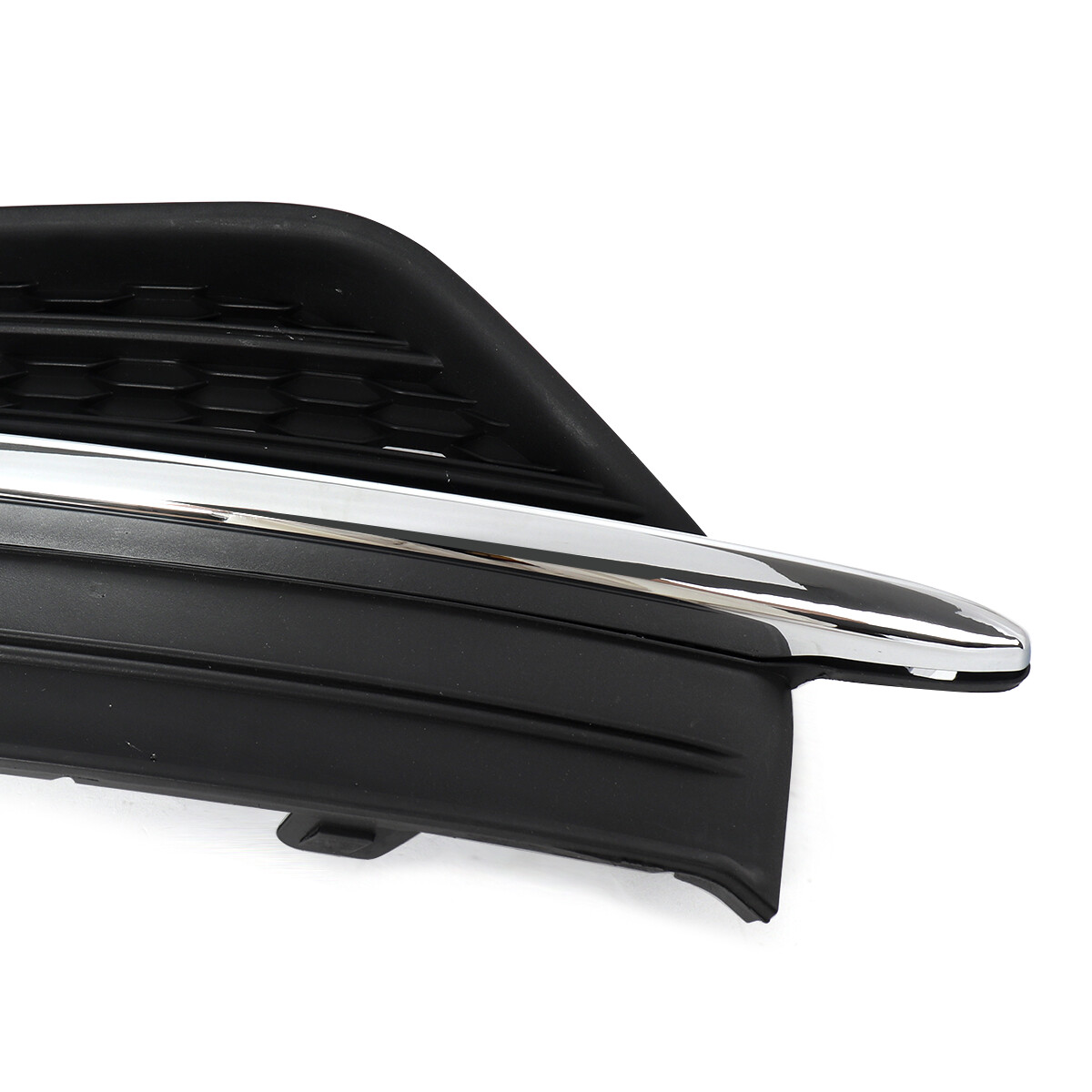 Front Bumper Fog Light Grille Bezel Cover For Volvo XC90 2016-2019 Left 31383044