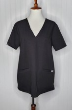 FIGS Technical Collection Scrub Top Women  s Size Medium Black w/ Pockets