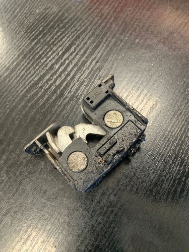 BMW 6 E63 E64 2006 Schloss Schließzylinder Motorhaube 7115228 GSD38384