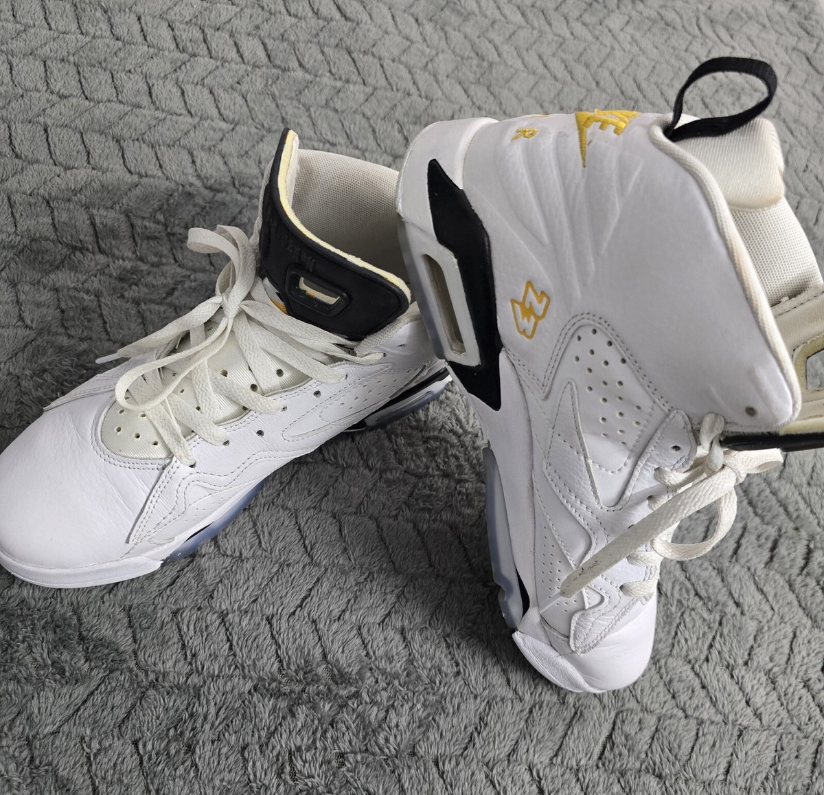 シューズ(男性用) NIKE JORDAN MVP WHITE/YELLOW OCHRE-BLACK Jordan Jumpman MVP Mens Basketball Shoes White Yellow Ochre