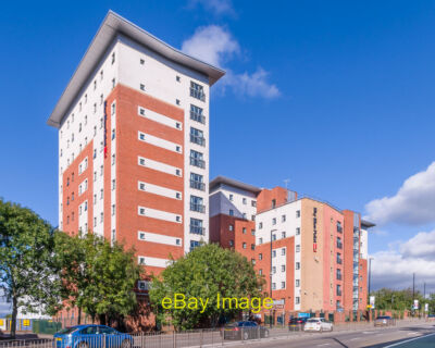 Foto 6x4 Sky Blue Point Coventry Studentenunterkunft mit Blick auf Sky B c2021
