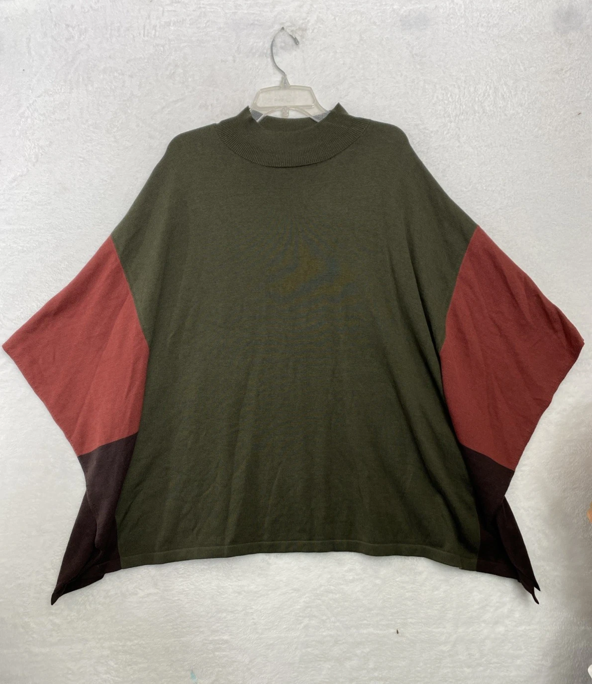 Belle by Kim Gravel Multicolor Color Block Turtleneck Plus 1X Poncho Sweater