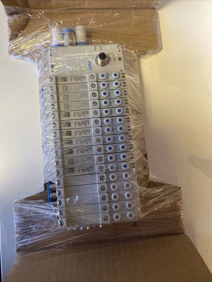 Festo Isola Di Valvole VTUG-14-VRPT-S8-B1T-Q10-UL-Q6S-E3J5EJE5L Nuovo - Immagine 2 di 4