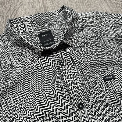 RVCA Logo All Over Button Up Shirt Mens Large Short Sleeve Regular Fit Viscose
