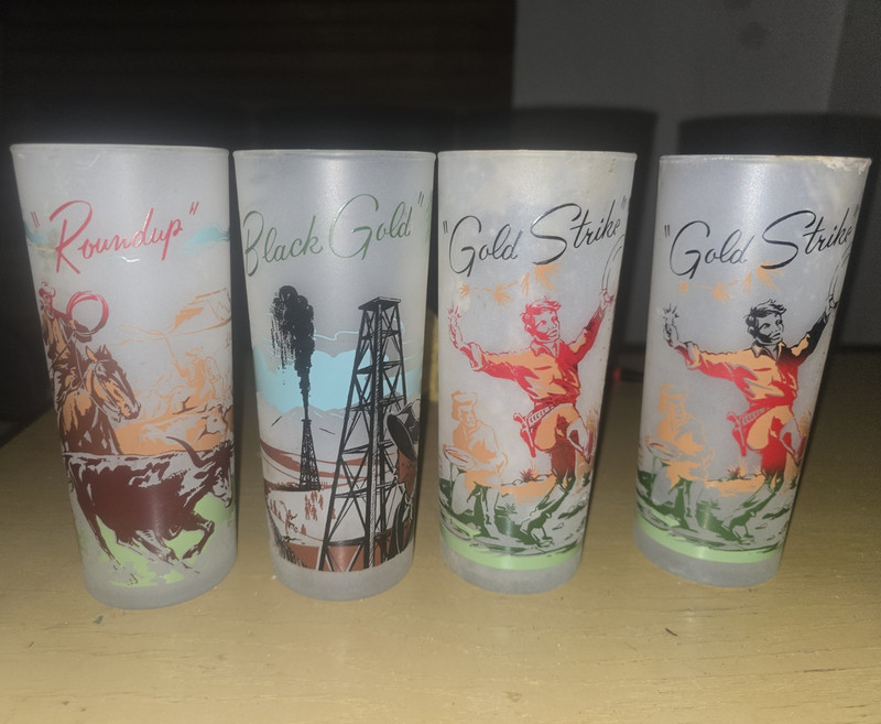 Black Gold Gold Strike Roundup Gas & Oil Advertising Drink Glasses Set of 4
