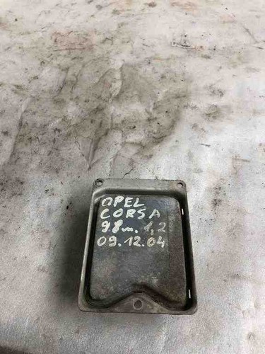 OPEL CORSA E Motorsteuergerät ECU 0261204475 1.20 Petrol 110kw 1998 32115074