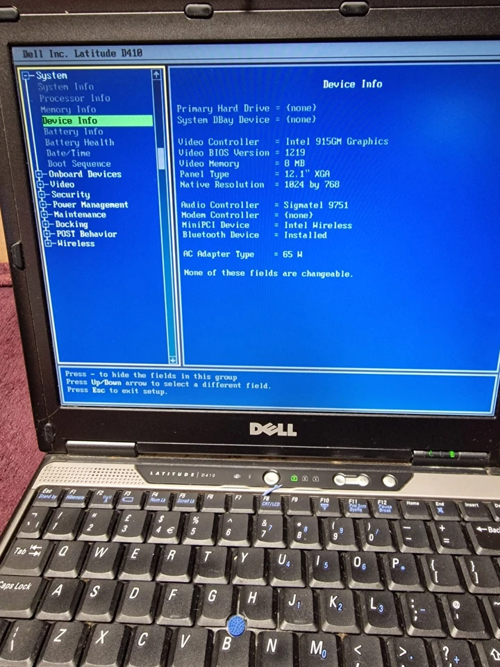 Dell Latitude D410 Pentium M 1.73GHz 1Gb Ram no HDD Laptop power on tested only  - Image 2 of 4
