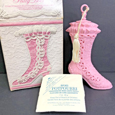Vintage Avon Frilly Boot Potpourri Closet Pomander & Fragranced Wax Chips  IT